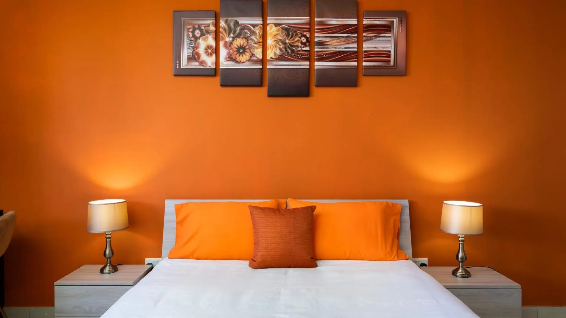 Modern 2Br Stylish Apartment With Large Backyard - Fully-Equipped Accomodation Birkirkara