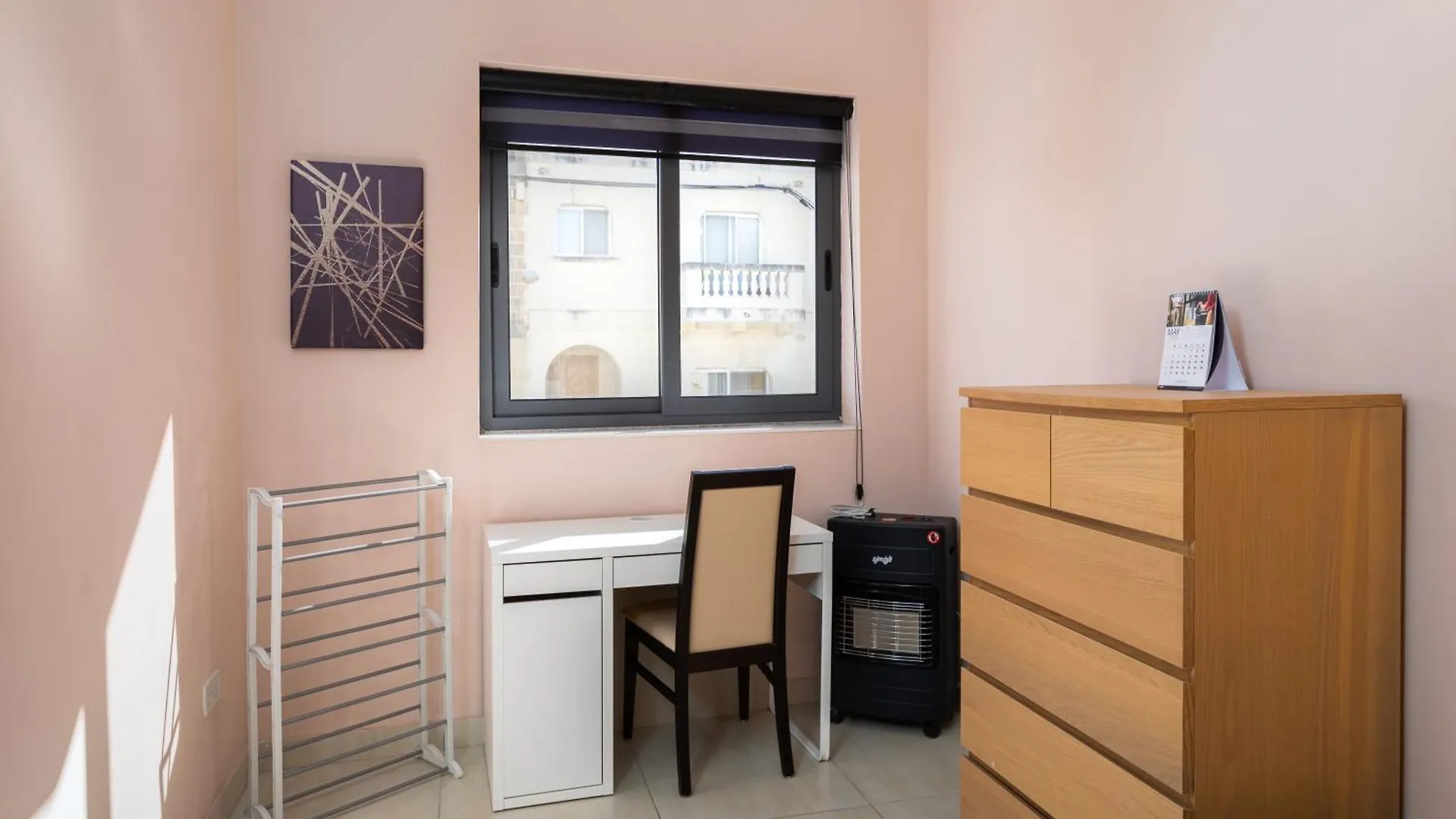Modern 2Br Stylish Apartment With Large Backyard - Fully-Equipped Accomodation Birkirkara